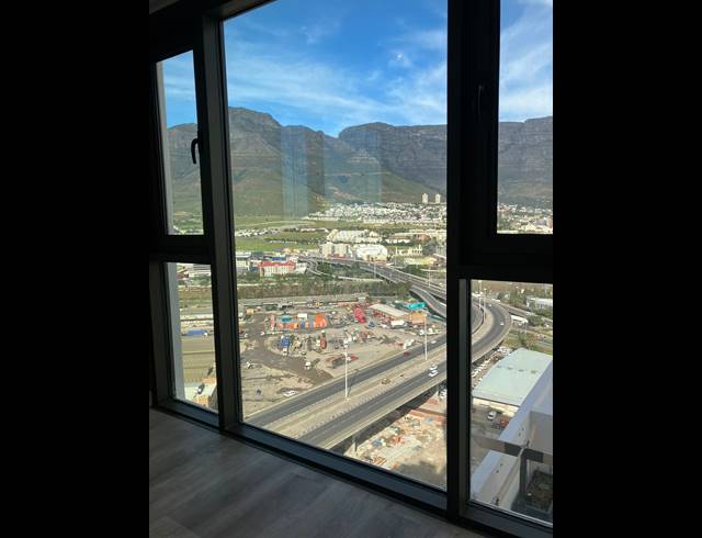 1 BEDROOM APARTMENT TO LET IN FORESHORE